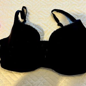victoria’s secret bra 32DDD